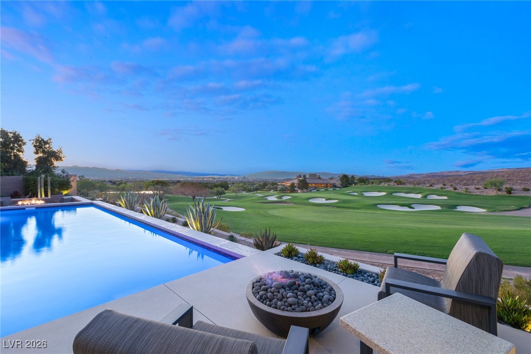 5 Golf Crest Court