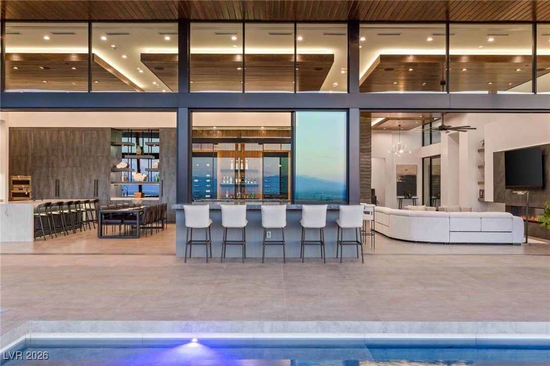 6 Hidden Heights Court