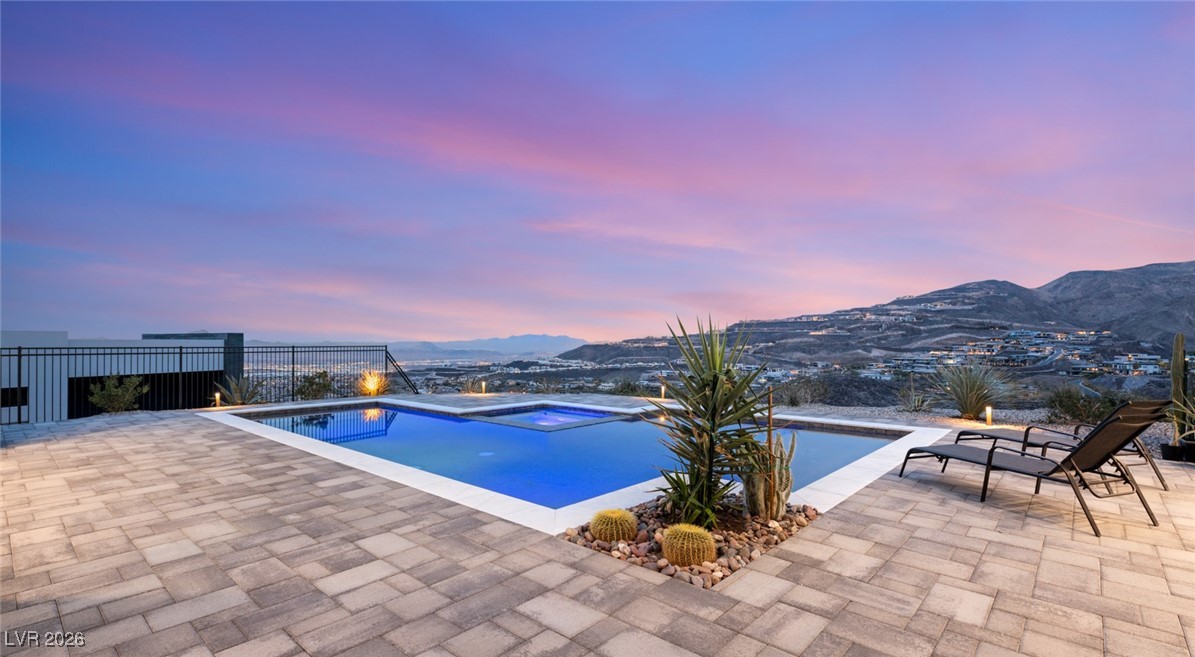 668 Dragon Peak Drive