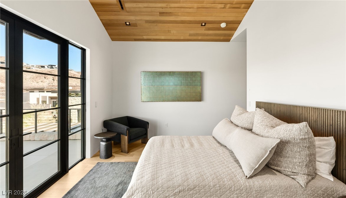 23 Sanctuary Peak Court