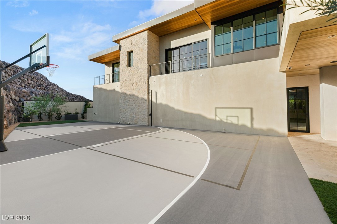 23 Sanctuary Peak Court