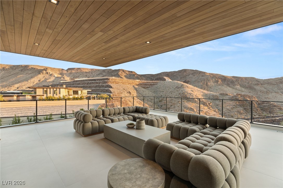 23 Sanctuary Peak Court