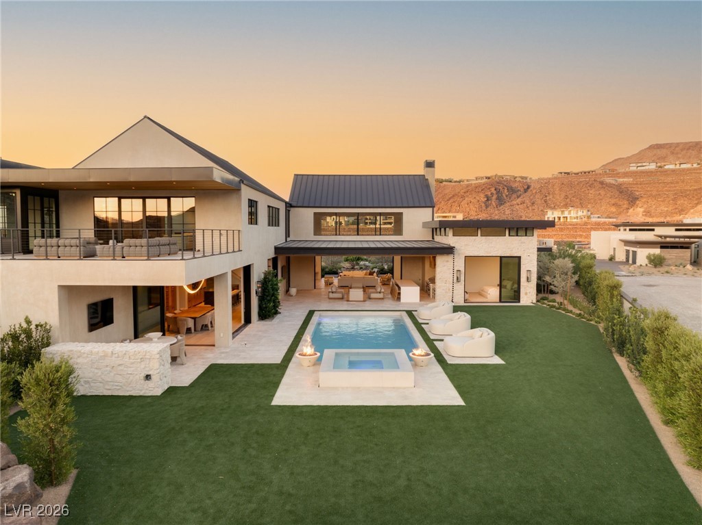 23 Sanctuary Peak Court