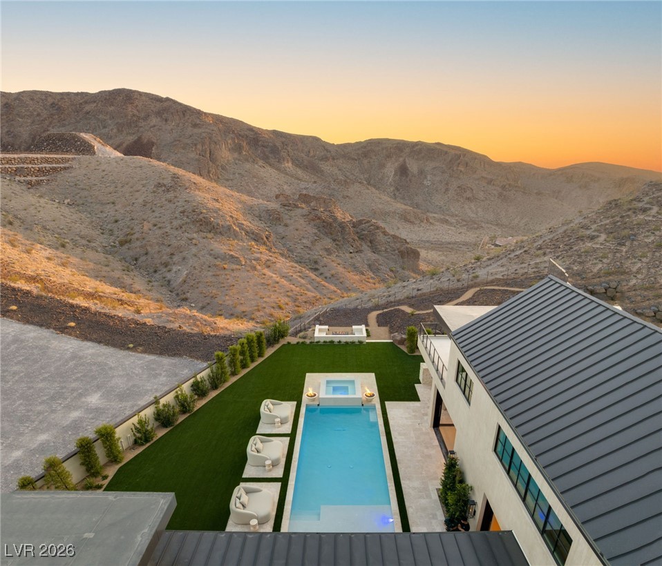 23 Sanctuary Peak Court