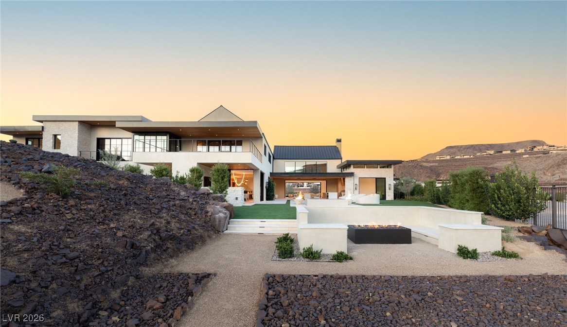 23 Sanctuary Peak Court