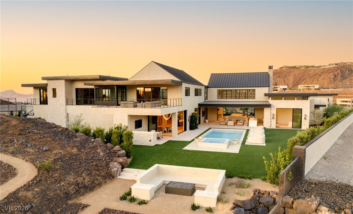 23 Sanctuary Peak Court