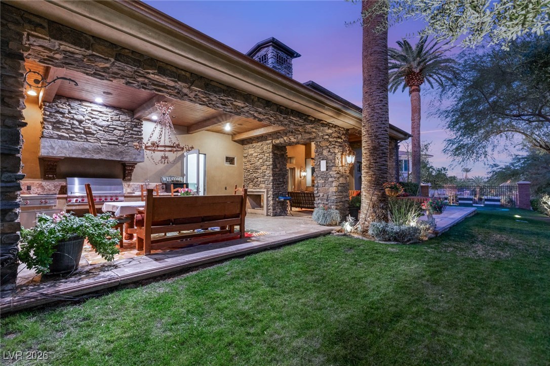 1513 Foothills Village Drive
