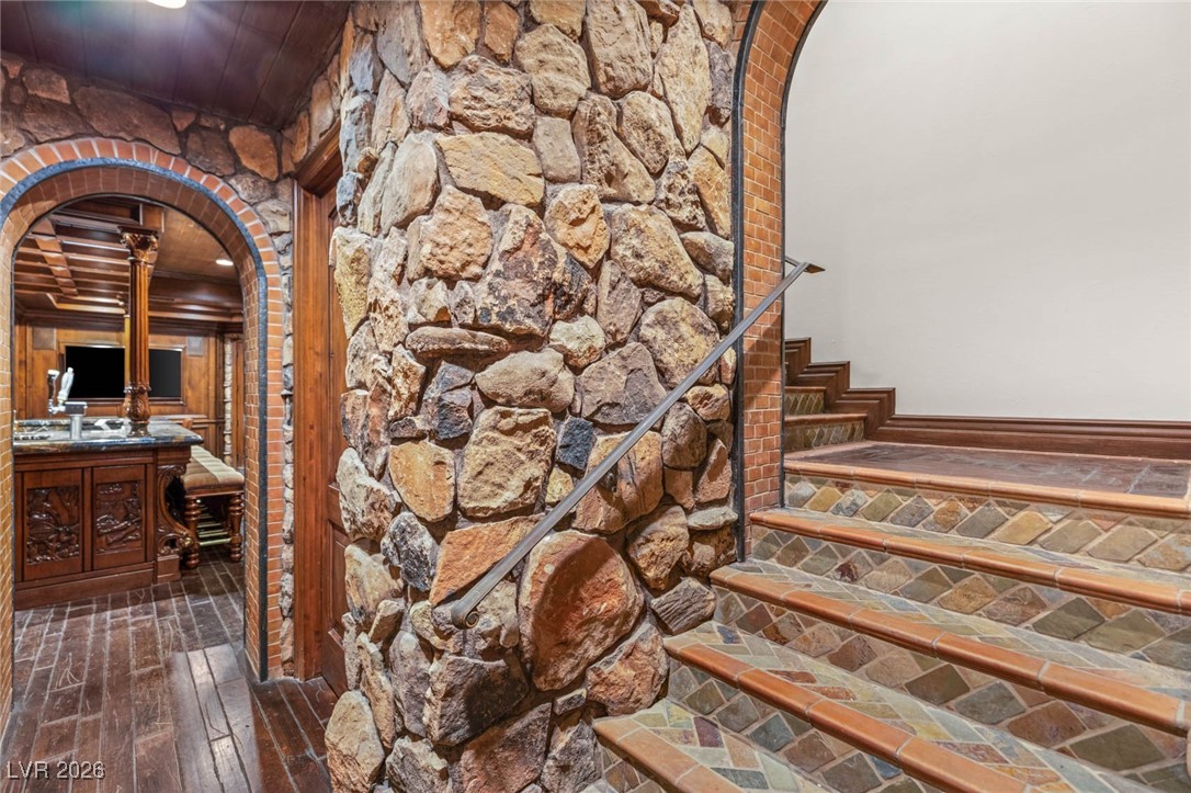 1513 Foothills Village Drive