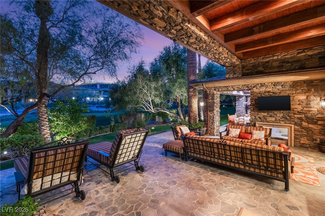 1513 Foothills Village Drive