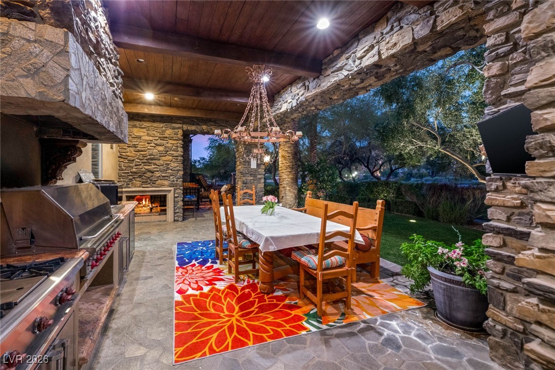 1513 Foothills Village Drive