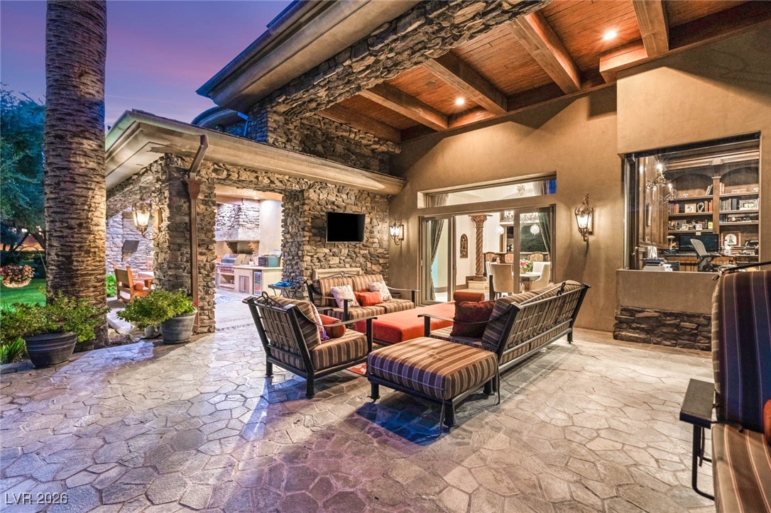 1513 Foothills Village Drive