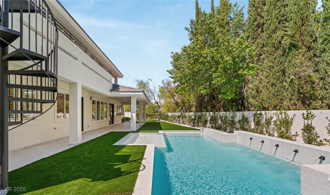 428 Saint Andrews Court