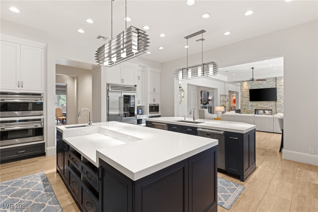11 Misty Peaks Court