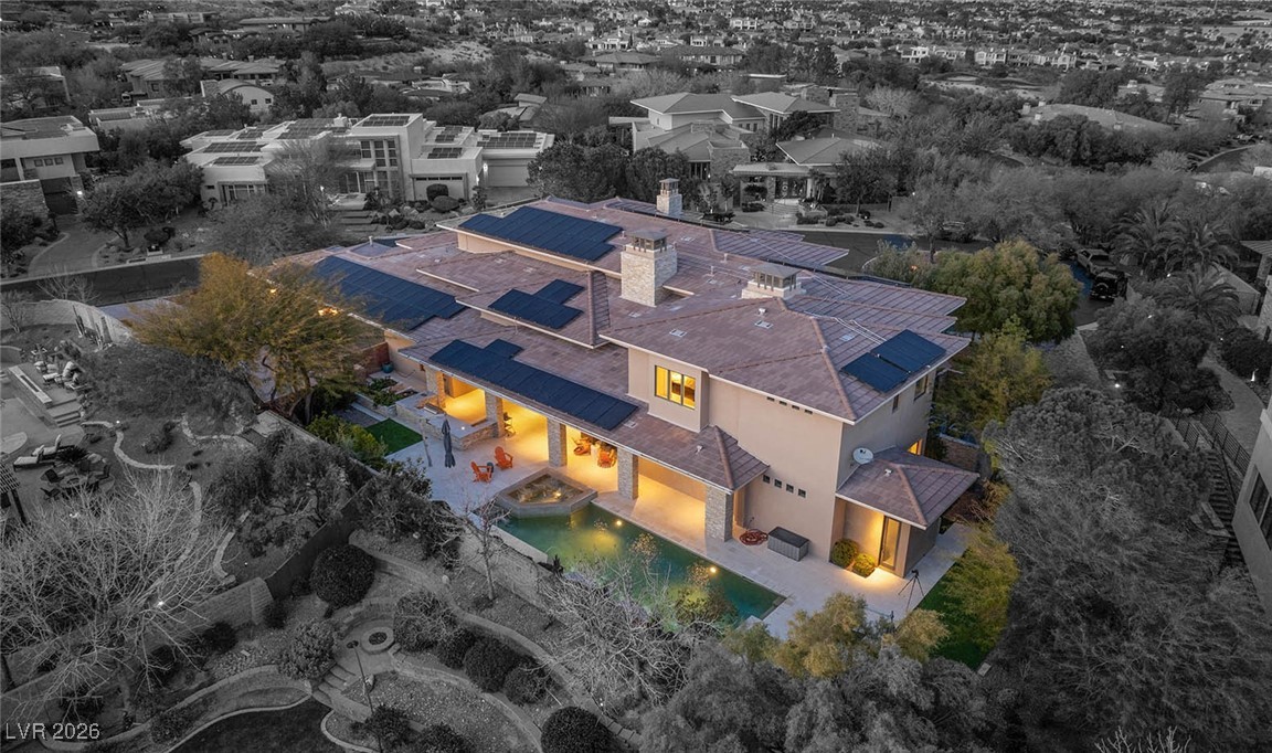 11 Misty Peaks Court