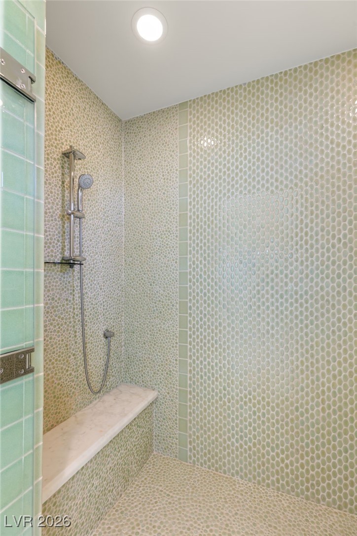 11 Misty Peaks Court