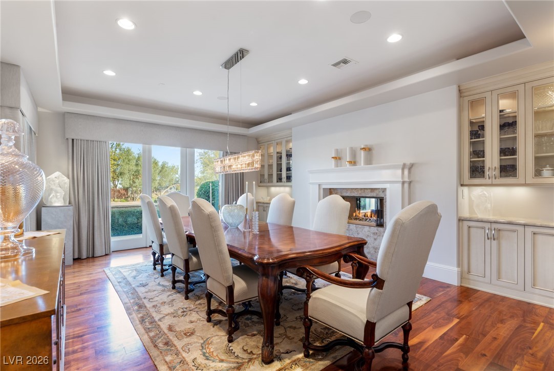11 Misty Peaks Court