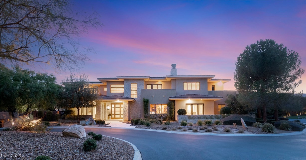11 Misty Peaks Court