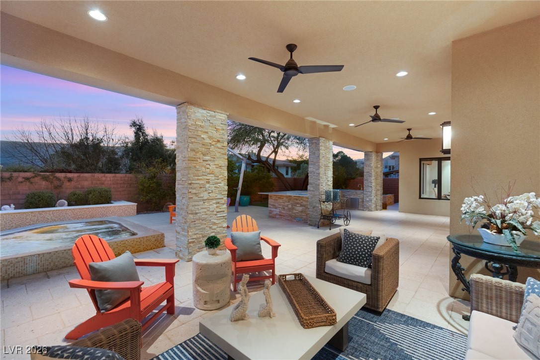 11 Misty Peaks Court