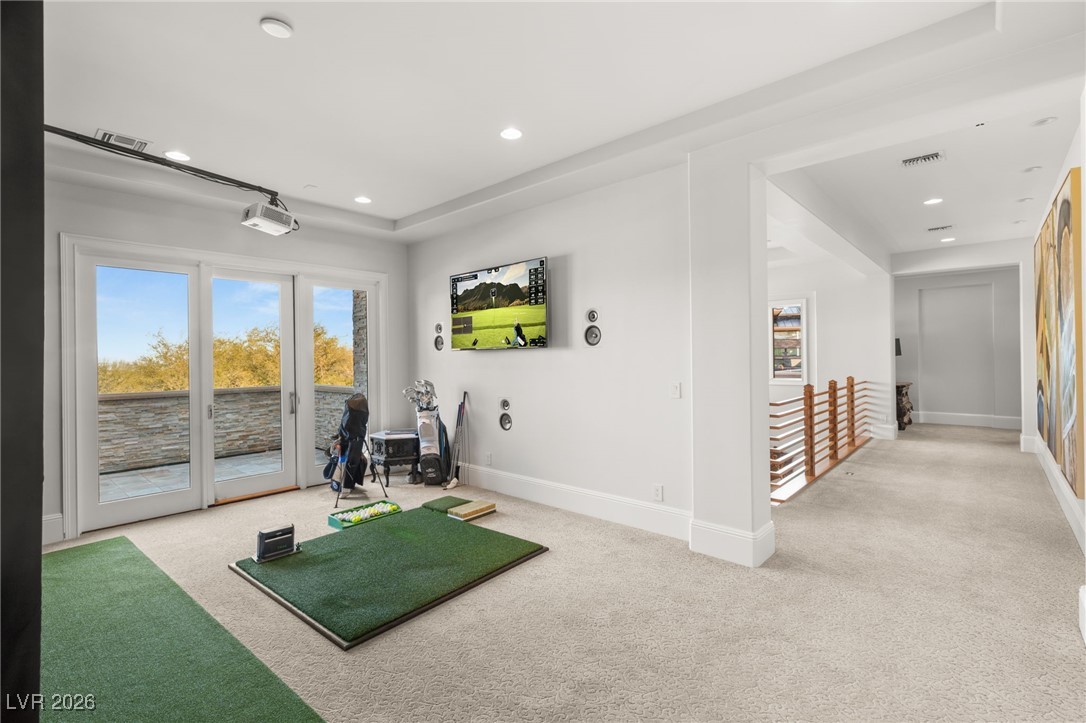 11 Misty Peaks Court