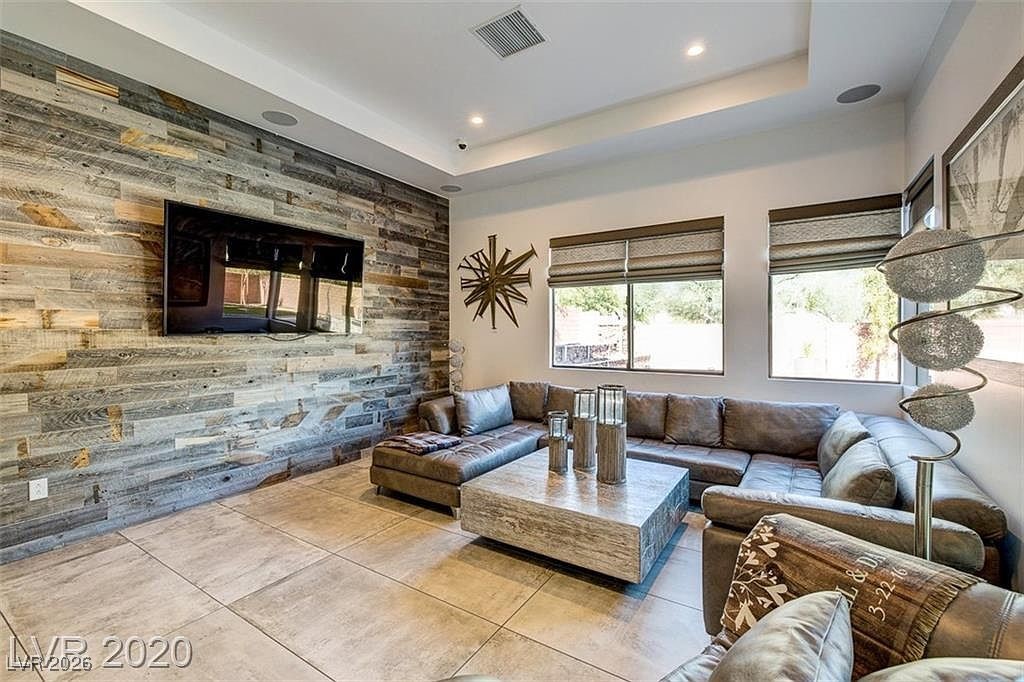 54 Coralwood Drive
