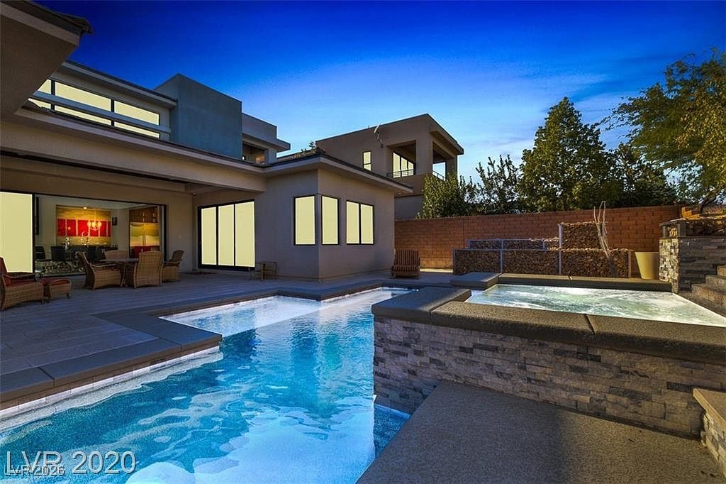 54 Coralwood Drive