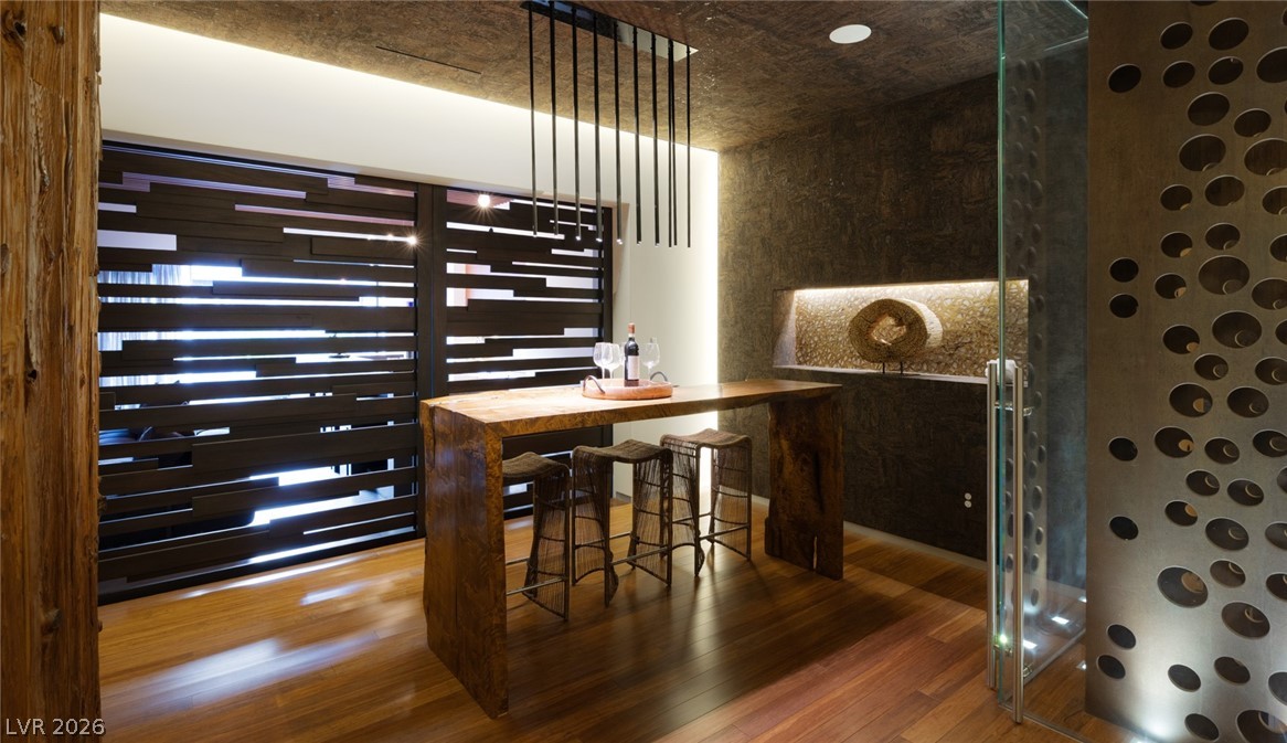20 Soaring Bird Court