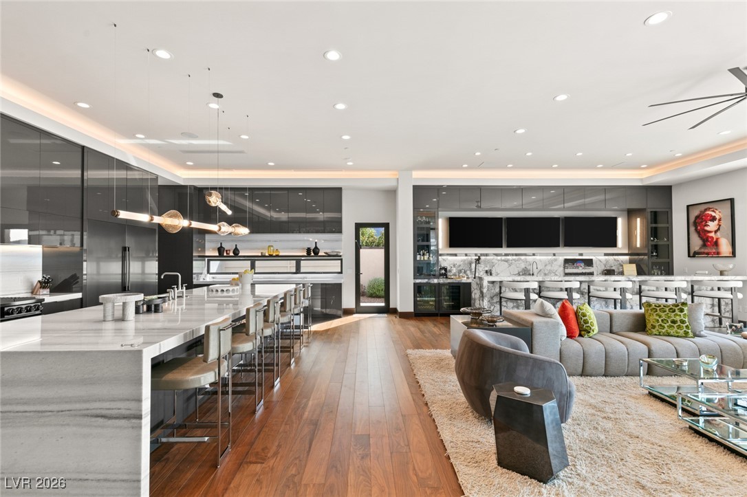 11 Rockstream Drive
