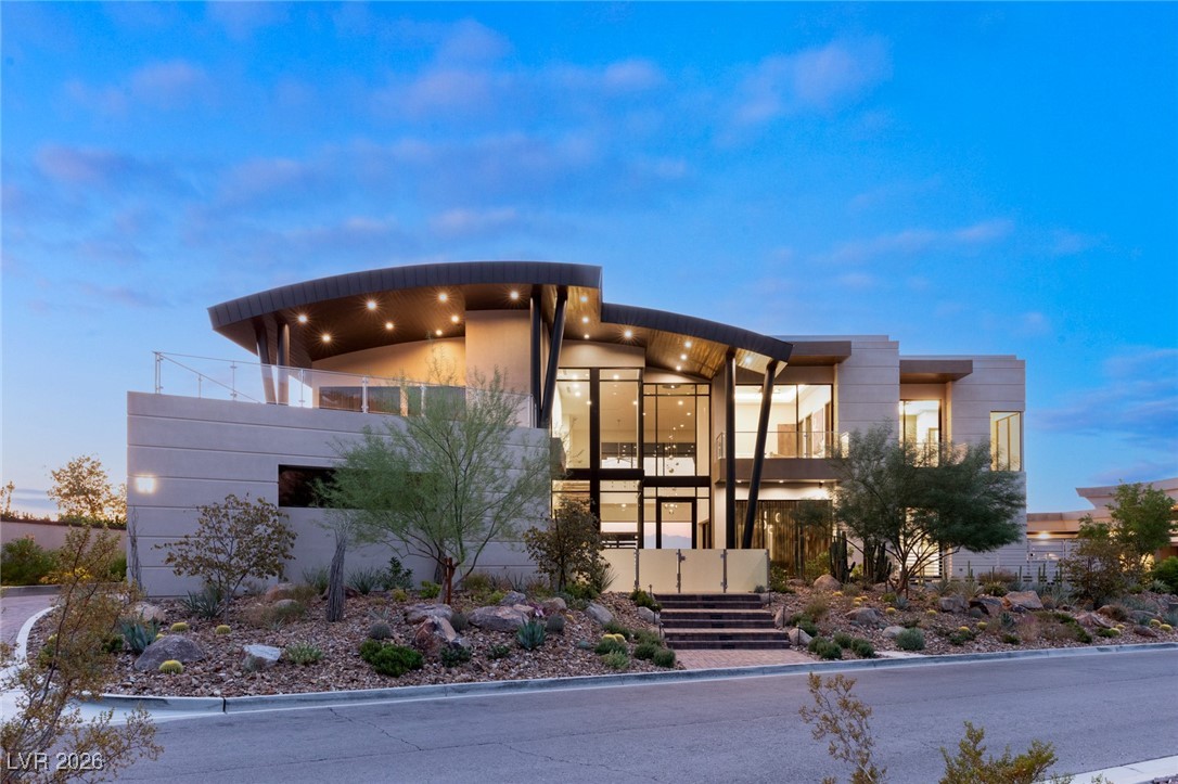 11 Rockstream Drive