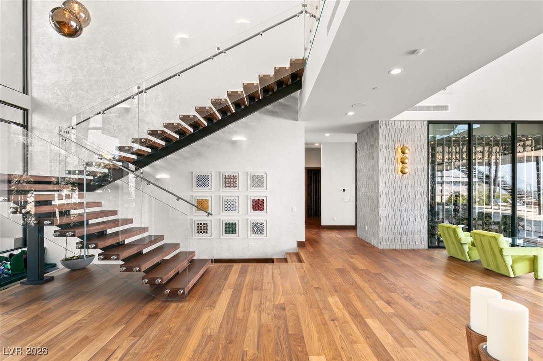 11 Rockstream Drive