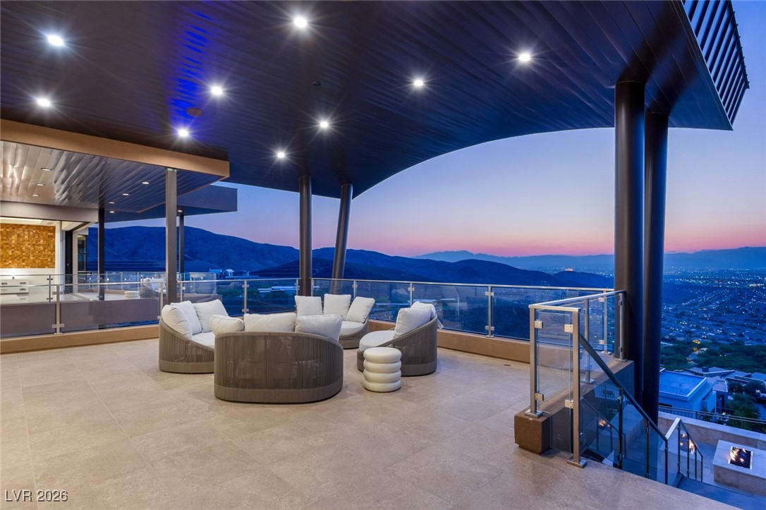 11 Rockstream Drive