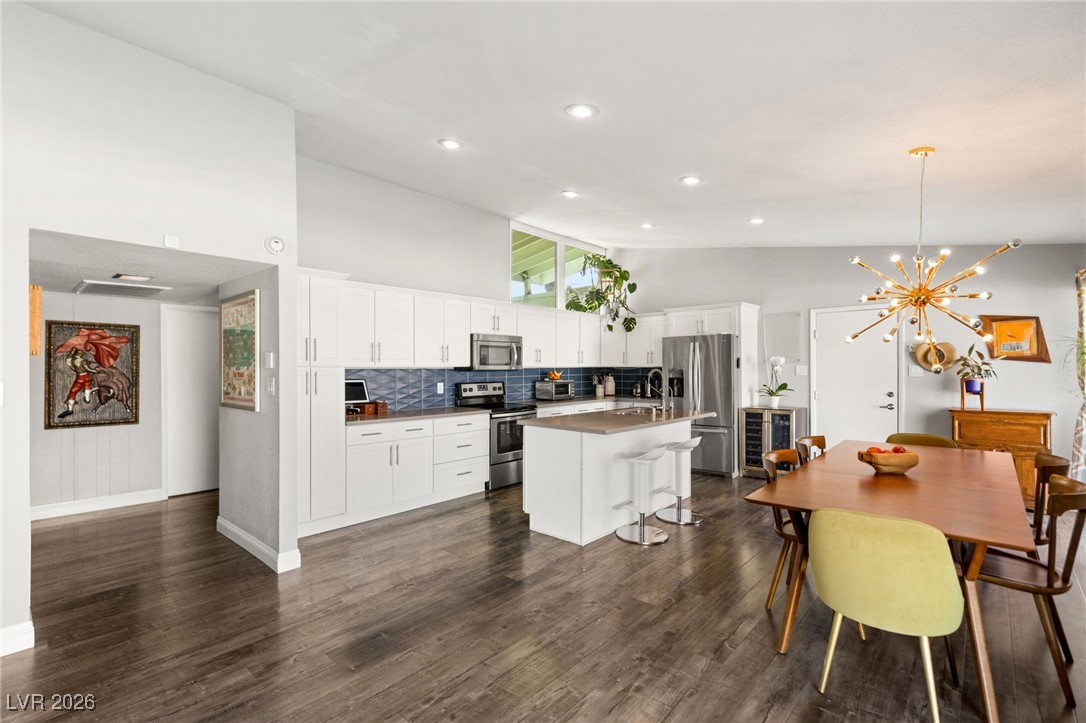 1438 Cayuga Parkway