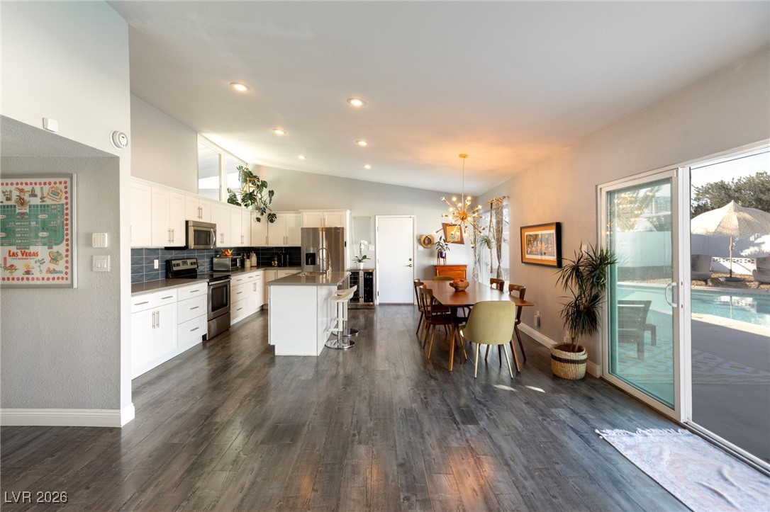 1438 Cayuga Parkway