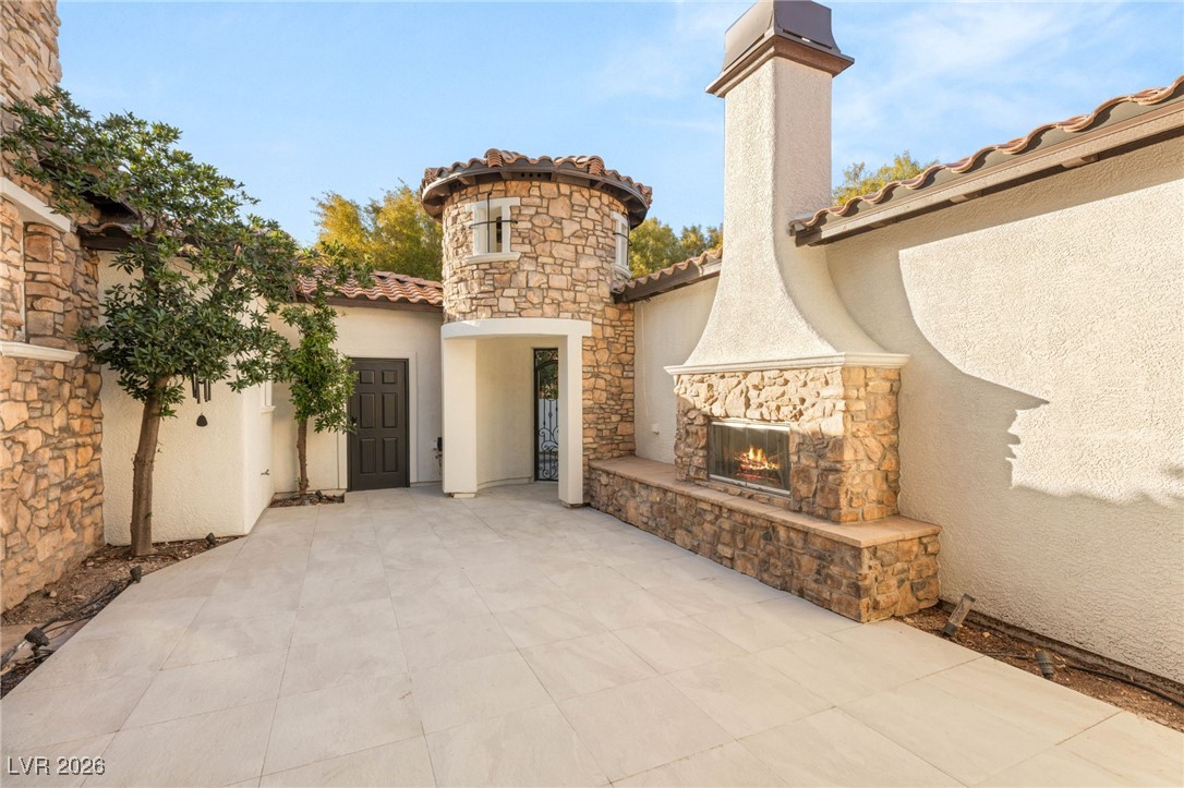 3273 Birchwood Park