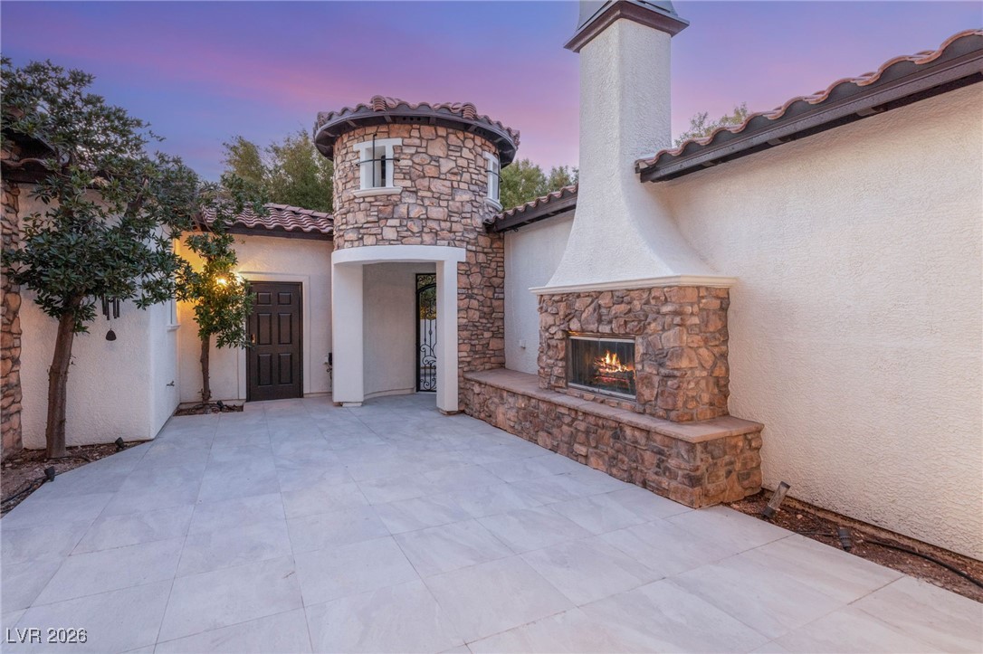 3273 Birchwood Park