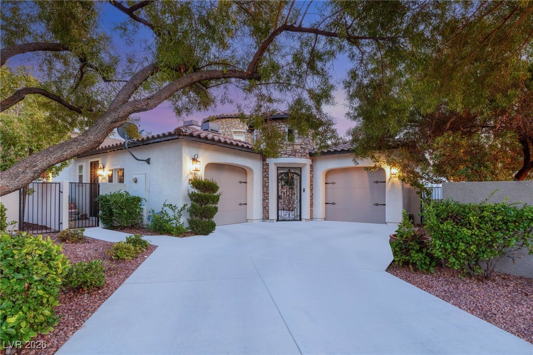 3273 Birchwood Park