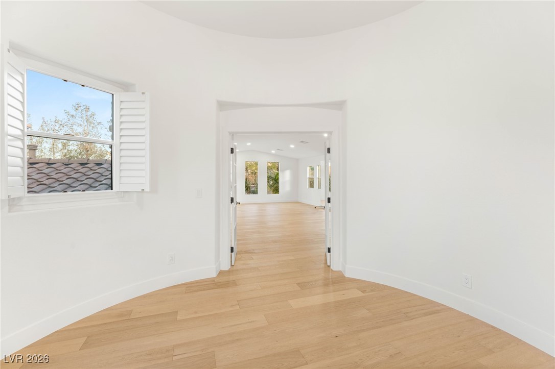 3273 Birchwood Park