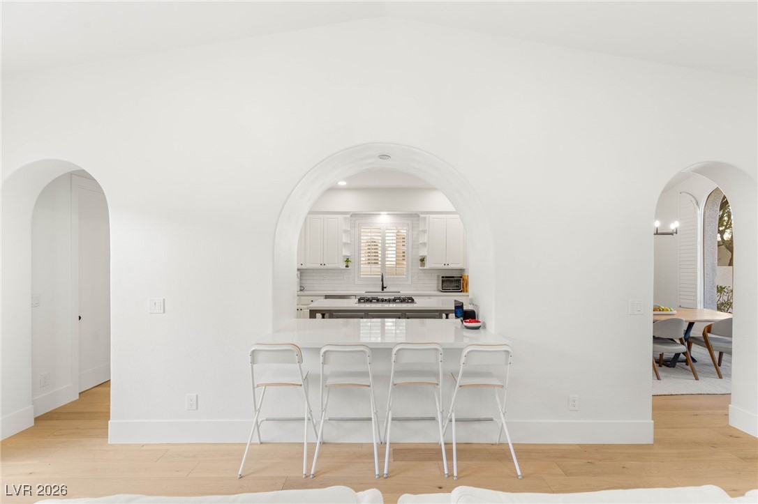 3273 Birchwood Park
