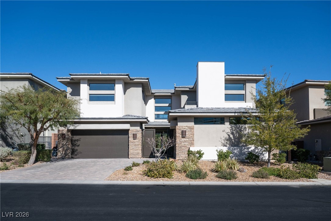 6 Garden Shadow Lane