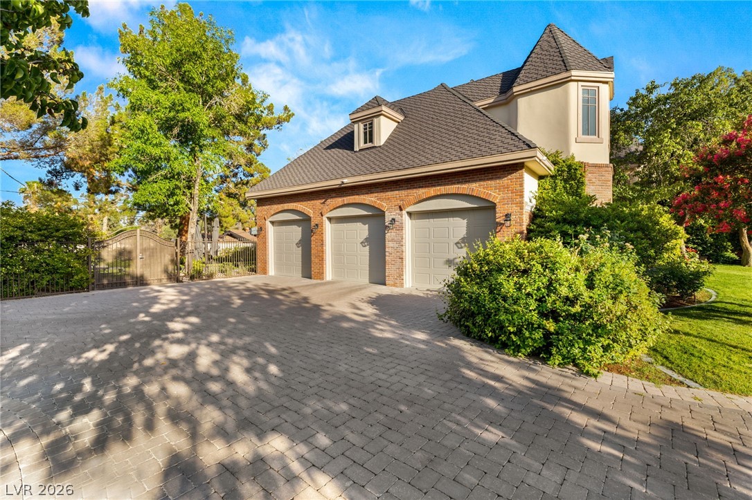 3001 Astoria Pines Circle
