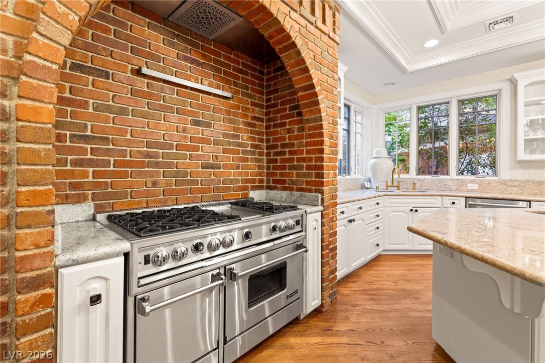 3001 Astoria Pines Circle