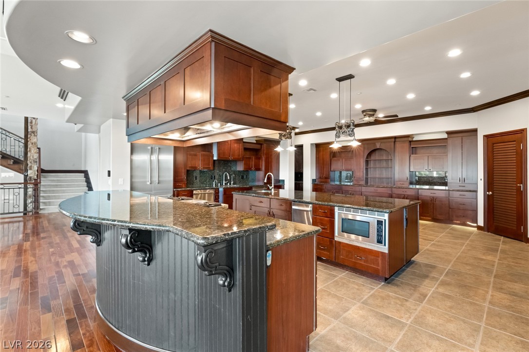 1729 Tangiers Drive