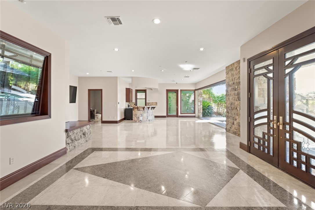 1729 Tangiers Drive