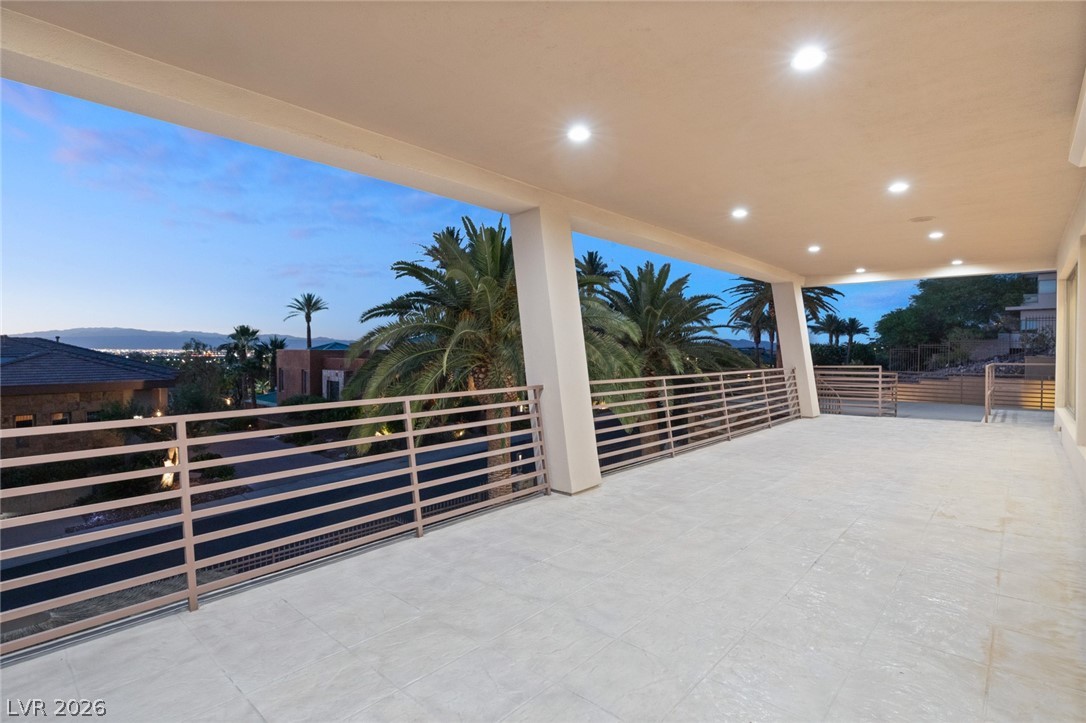 1729 Tangiers Drive
