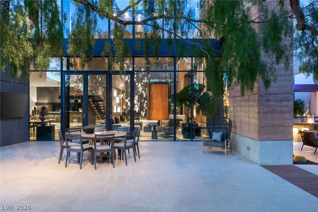 7 SABLE RIDGE Court