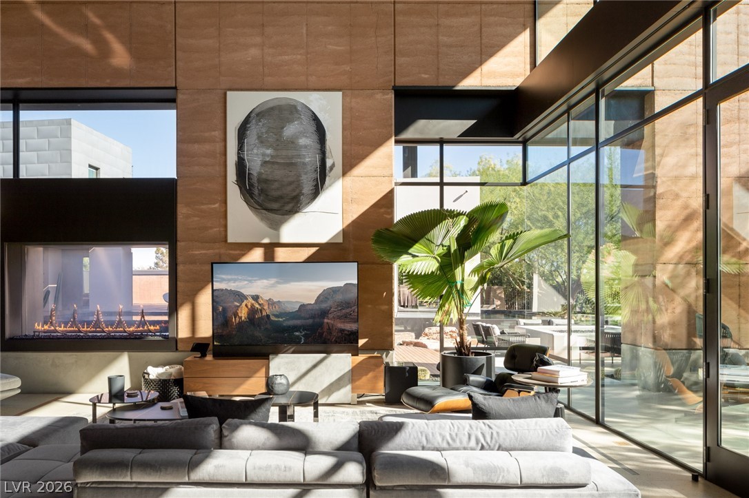 7 SABLE RIDGE Court