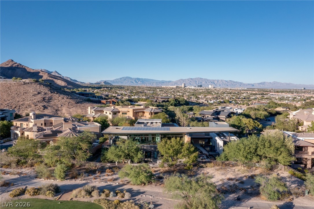 7 SABLE RIDGE Court