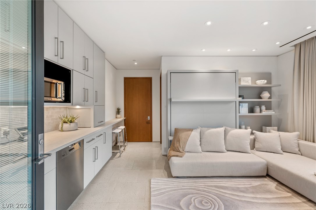 7 SABLE RIDGE Court