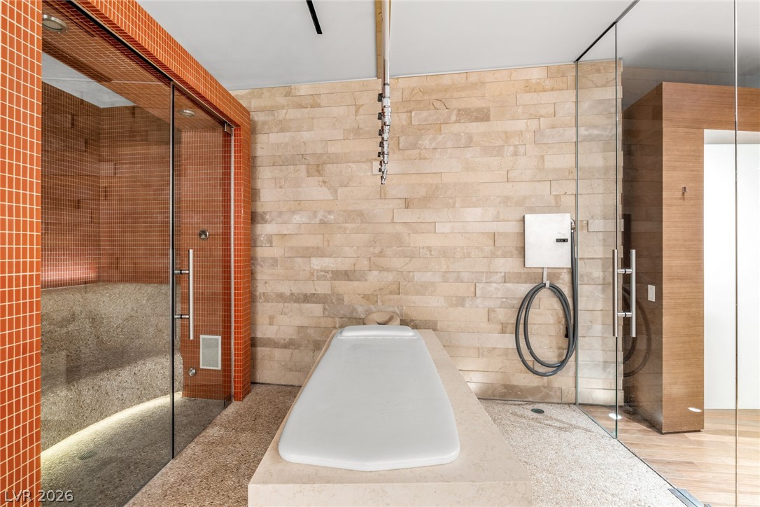 7 SABLE RIDGE Court