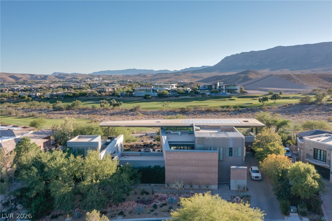 7 SABLE RIDGE Court