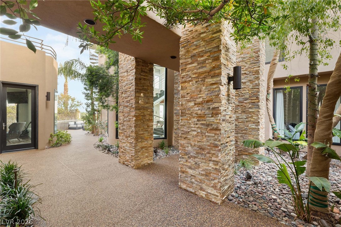 5078 Spanish Hills Drive